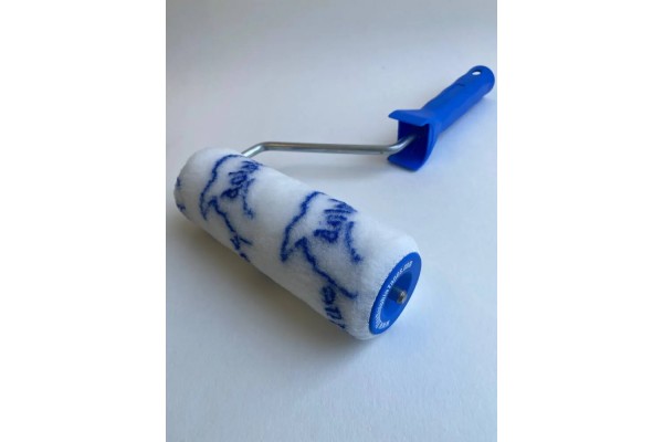 Валик с ручкой DOLPHIN 18 cm для водоэмульсионных красок Blue Dolphin